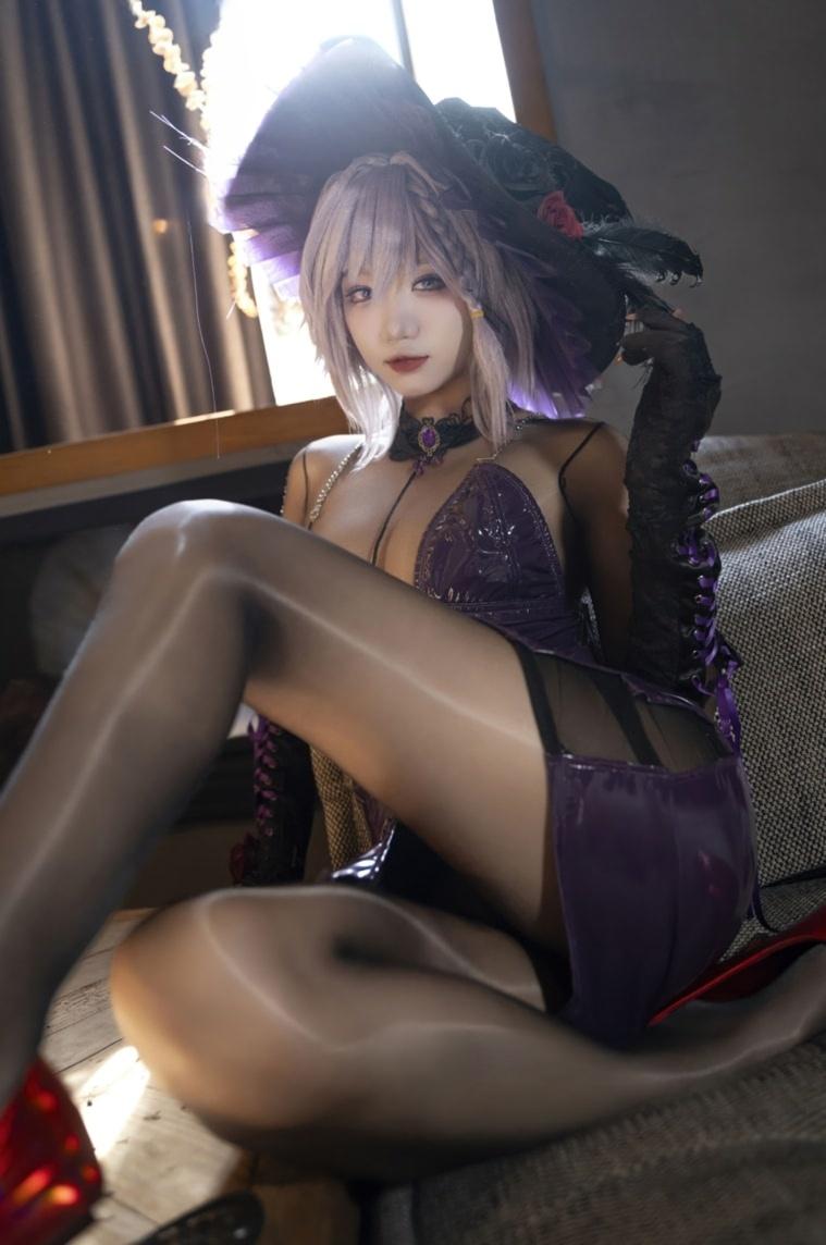 柒柒要乖哦 – 魔女契约-作品推荐