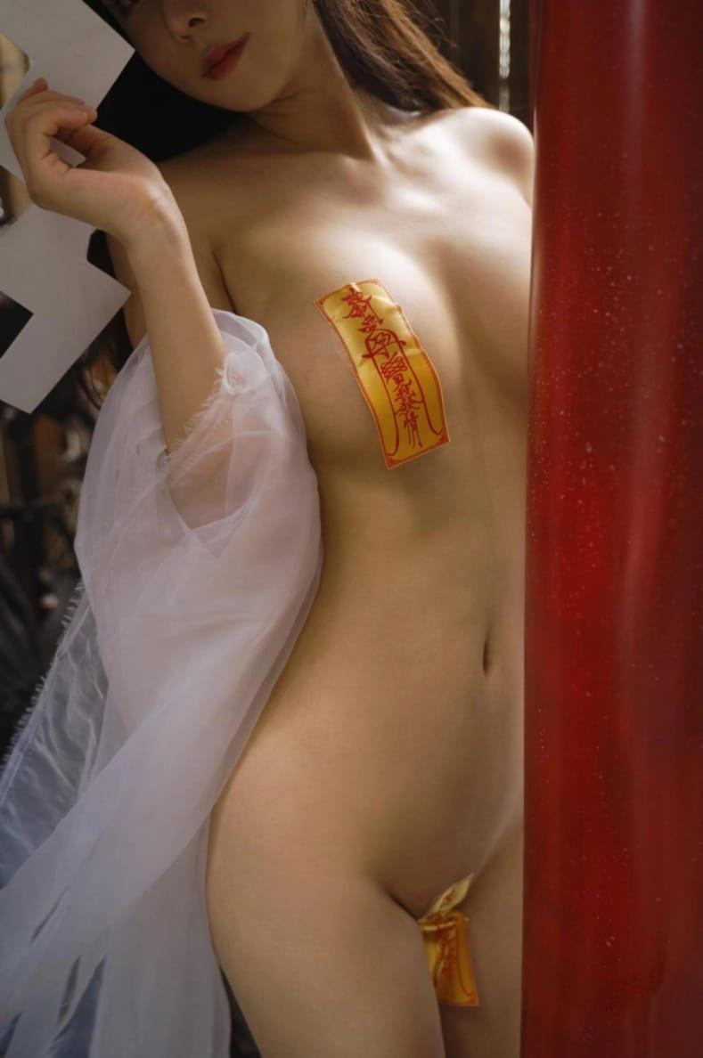 亚马逊鲶鱼 – 神社符纸巫女-值得收藏