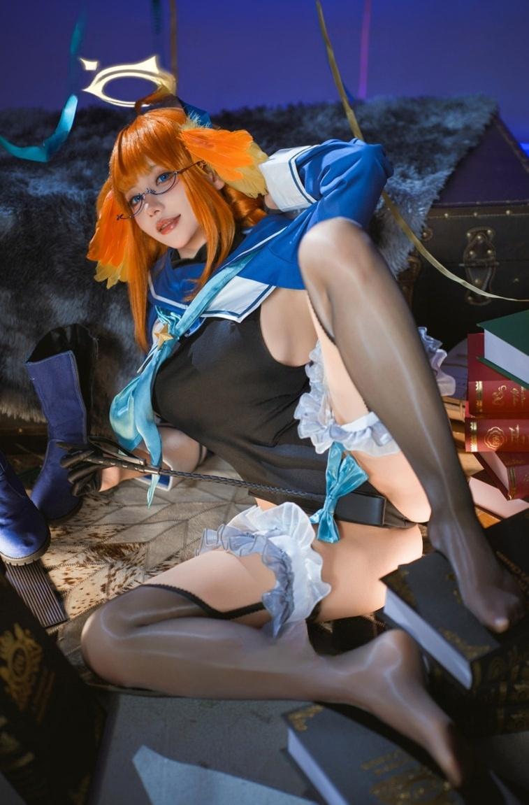 是一只熊仔吗 蔚蓝档案 圆堂志美子·邪恶女干部-资源分享