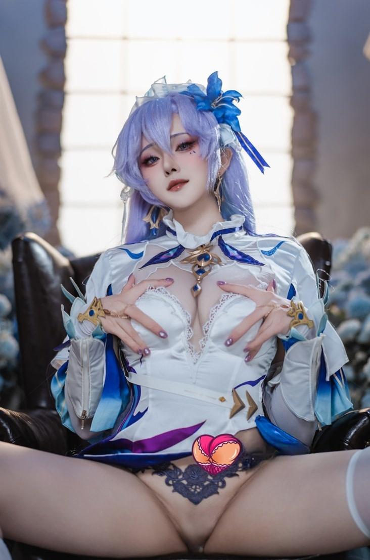 Natsuko夏夏子 – Cantarella坎塔雷拉-完美coser