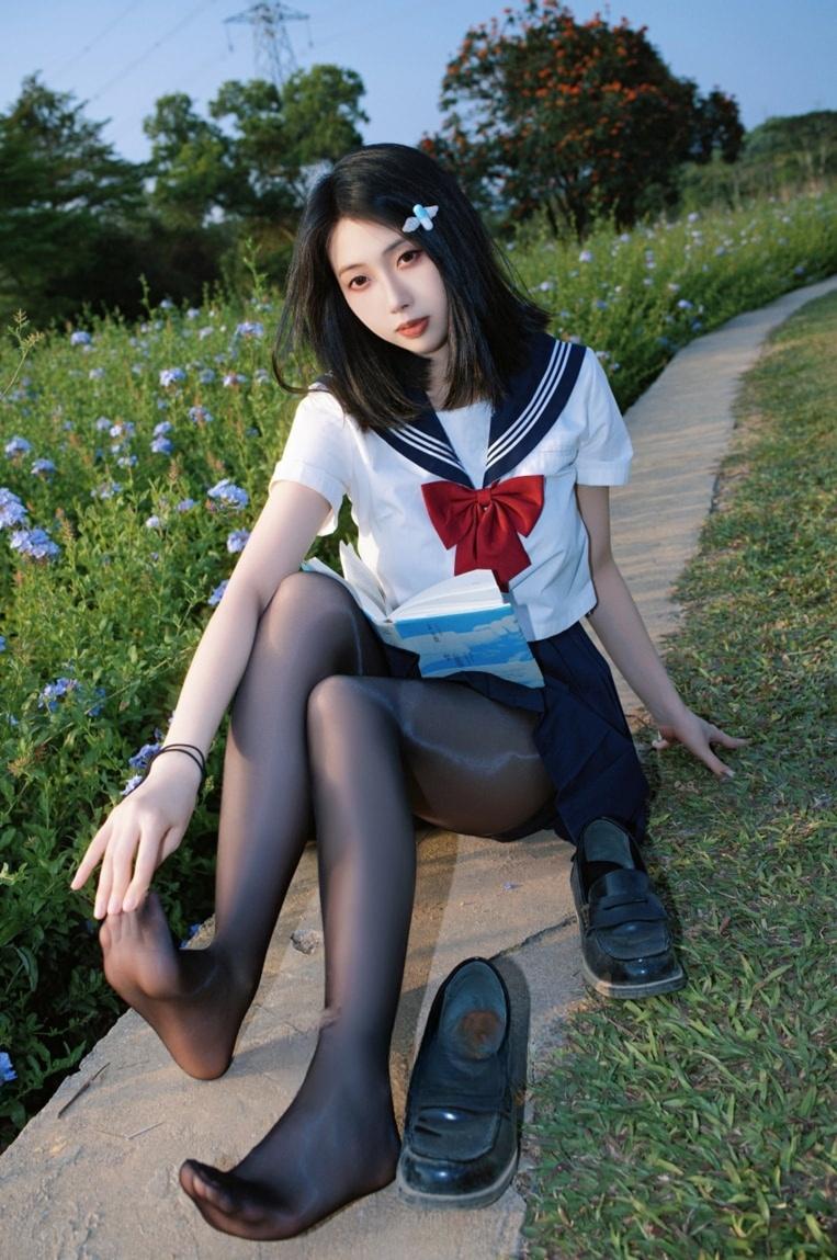 七只红豆 – 蓝花JK-完美佳人