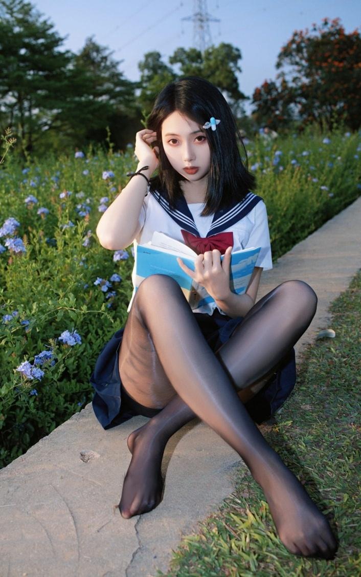 七只红豆 – 蓝花JK-完美佳人